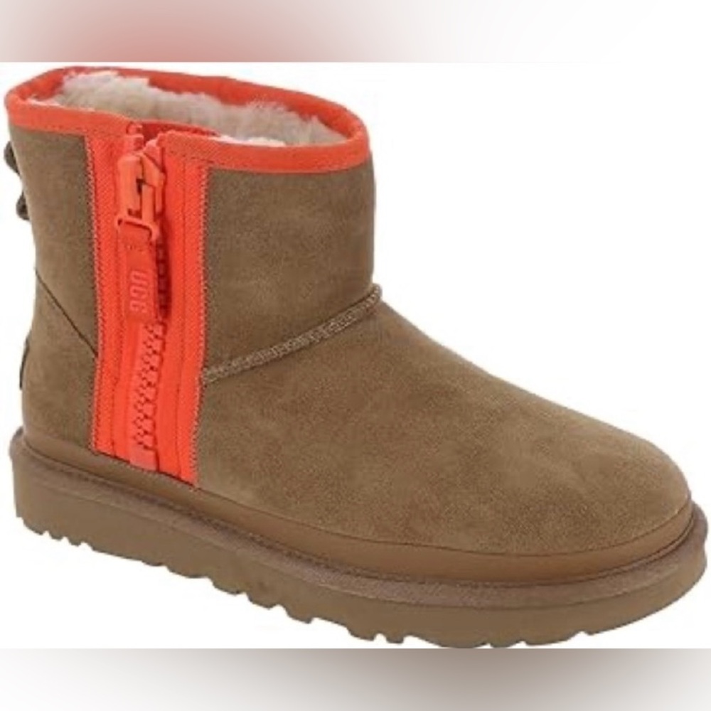 UGG Classic Mini Zipper Tape Logo Bootie in Chestnut